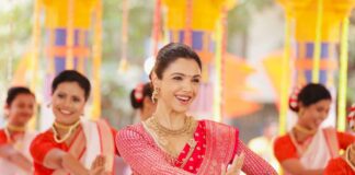 Shriya Pilgaonkar Joins the Legacy: Dancing with Sachin and Supriya Pilgaonkar in Navra Maza Navsacha 2 Shriya Pilgaonkar
