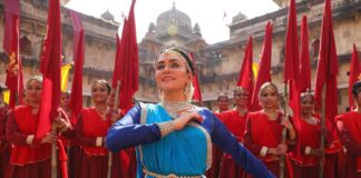 Amruta Khanvilkar Kicks Off 2025 with a Bang. Amruta Khanvilkar