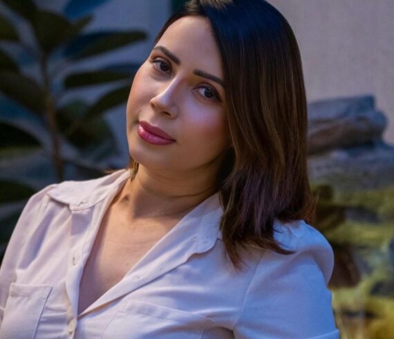 Rozlyn Khan
