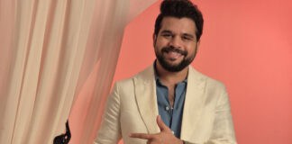 Kshitish Date Takes Home Best Supporting Actor at Filmfare Marathi Awards 2025. Kshitish Date