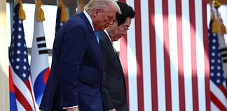 Trump and South Korea make a $350 billion trade deal and cut tariffs to 15% during the Asia-Pacific Summit Trump and Lee Jae Myung