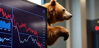 The US stock market is going up: the Dow is up more than 200 points because of strong earnings from AI tech companies and Trump’s trade war US stock futures