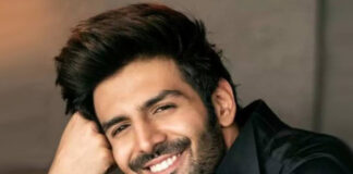 Kartik Aaryan Sets the Stage on Fire at Himesh Reshammiya’s Mumbai Concert Kartik Aaryan Ignites Himesh Reshammiya’s Mumbai Concert