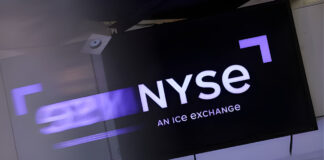 Wall Street Edges Higher on AI Innovations and High-Value M&A Deals Boosting US Stock Market Wall Street