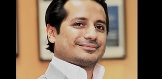 On Dharmendra’s Birthday, Sascha Sippy Pays Emotional Tribute: “Sholay Was Built on His Spirit” Sascha Sippy tribute to Dharmendra